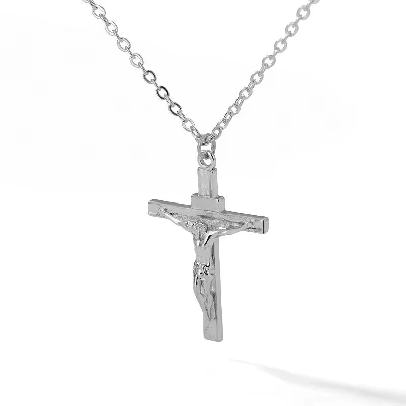 Enduring Devotion: Crucifix Pendant Necklace – High Quality 18K Gold Plating