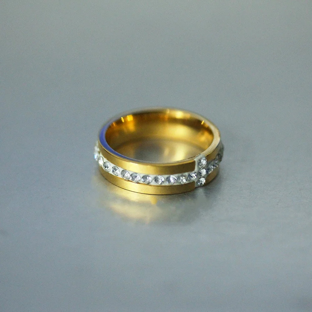 Eternal Bond: Zircon Jesus Cross Ring – Gold-Plated Stainless Steel