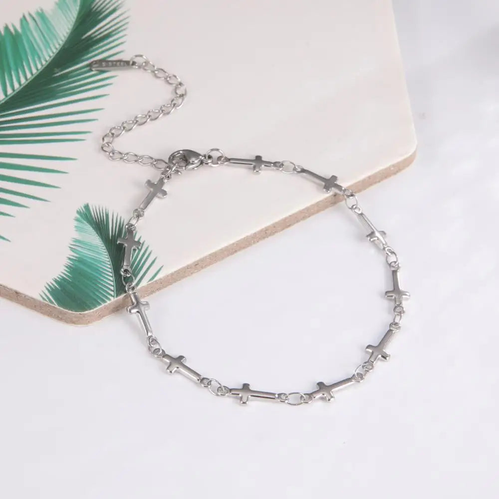 Skyrim Fashion: Minimalist Cross Link Bracelet – Stainless Steel Adjustable