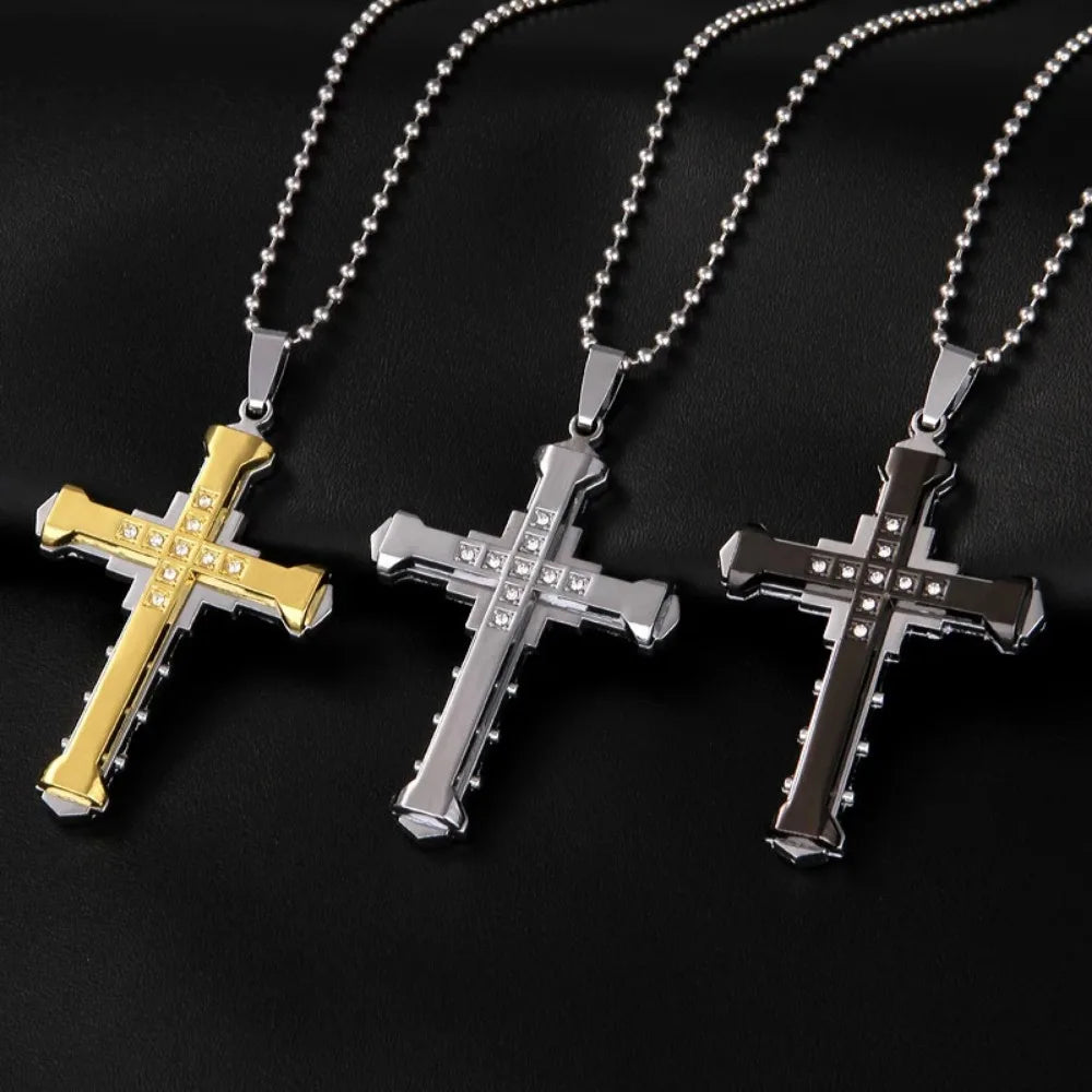 Striking Style: Iced-Out Cross Pendant Necklace – Zirconia & Stainless Steel
